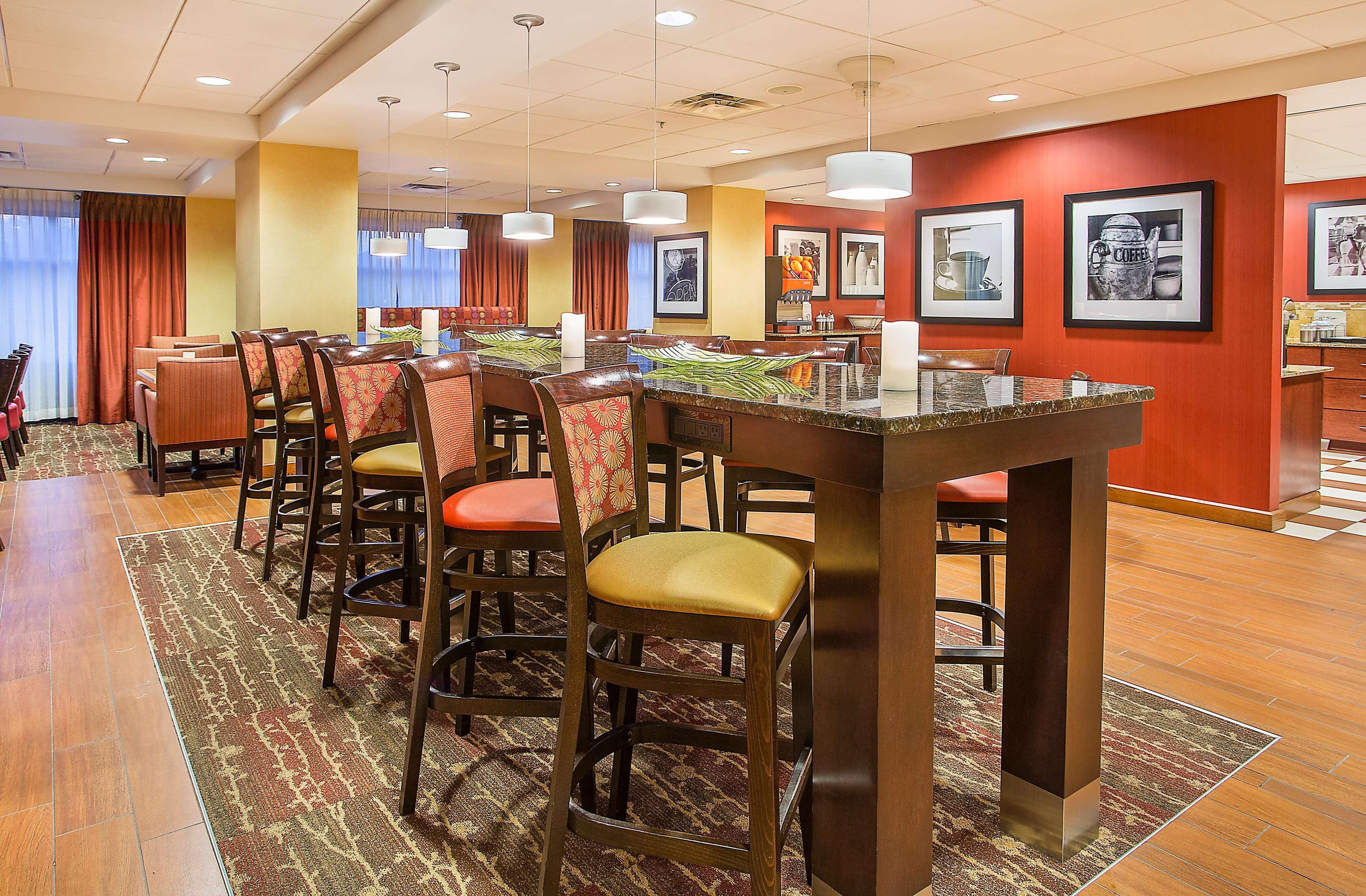 Hampton Inn Knoxville-West At Cedar Bluff Eksteriør billede